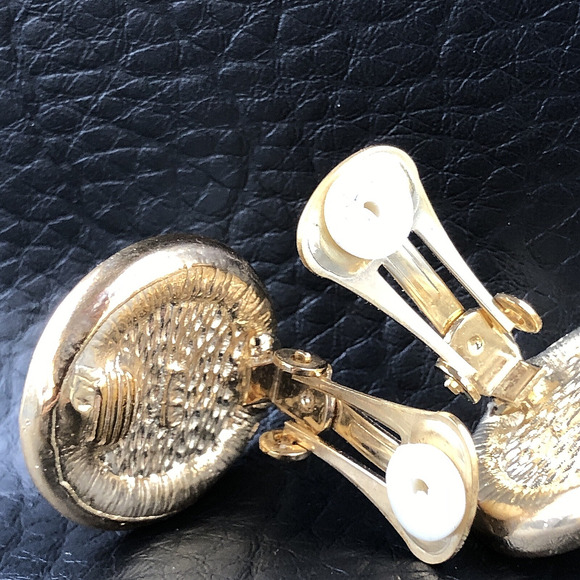 Vintage Roman Clip On Rhinestone Earrings Faux Pearl Dome Gold Tone 80s - Picture 3 of 8